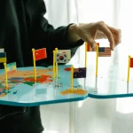 Éducation plurilingue : enfants apprenant plusieurs langues