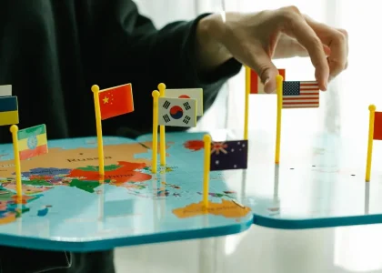 Éducation plurilingue : enfants apprenant plusieurs langues